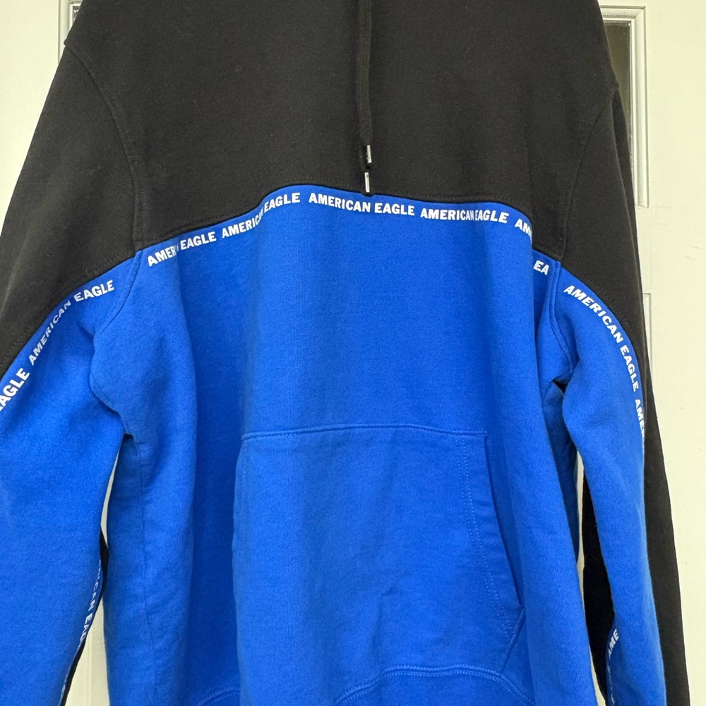 American Eagle Outfitters Black and Blue Men's Hoodie